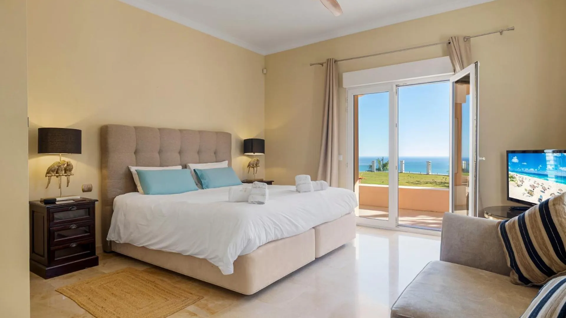 Luxury Villa Bellagio Estepona (Adults Only) 0*,  Spanyolország
